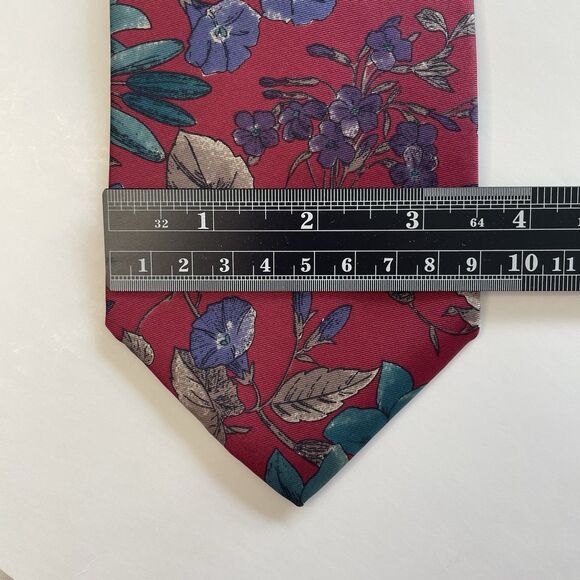 Vintage Van Heusen 417 Authentic Neckwear Burgundy Floral 100% Silk Tie - Picture 6 of 6